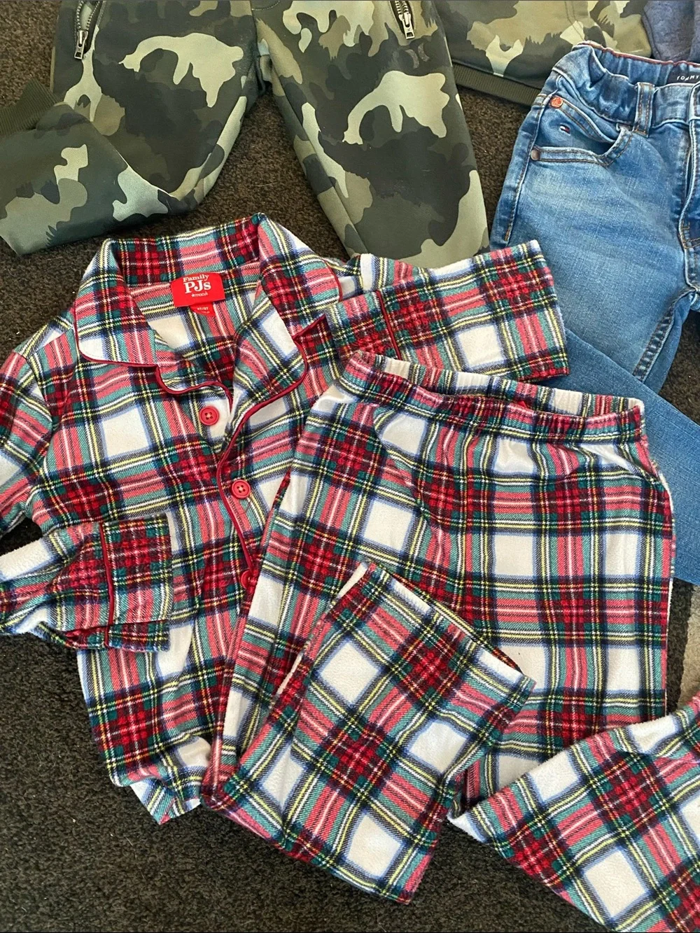 Boys Hurley Macys Tommy Hilfiger bundle 9 pieces 3T